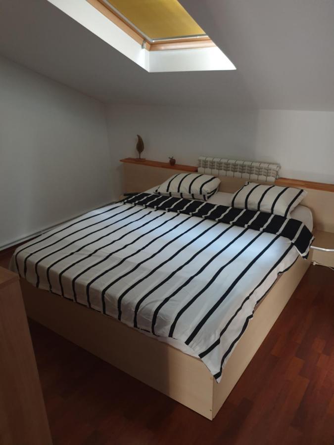 Casa Alessia Apartment เอโฟรีเอซูด ภายนอก รูปภาพ